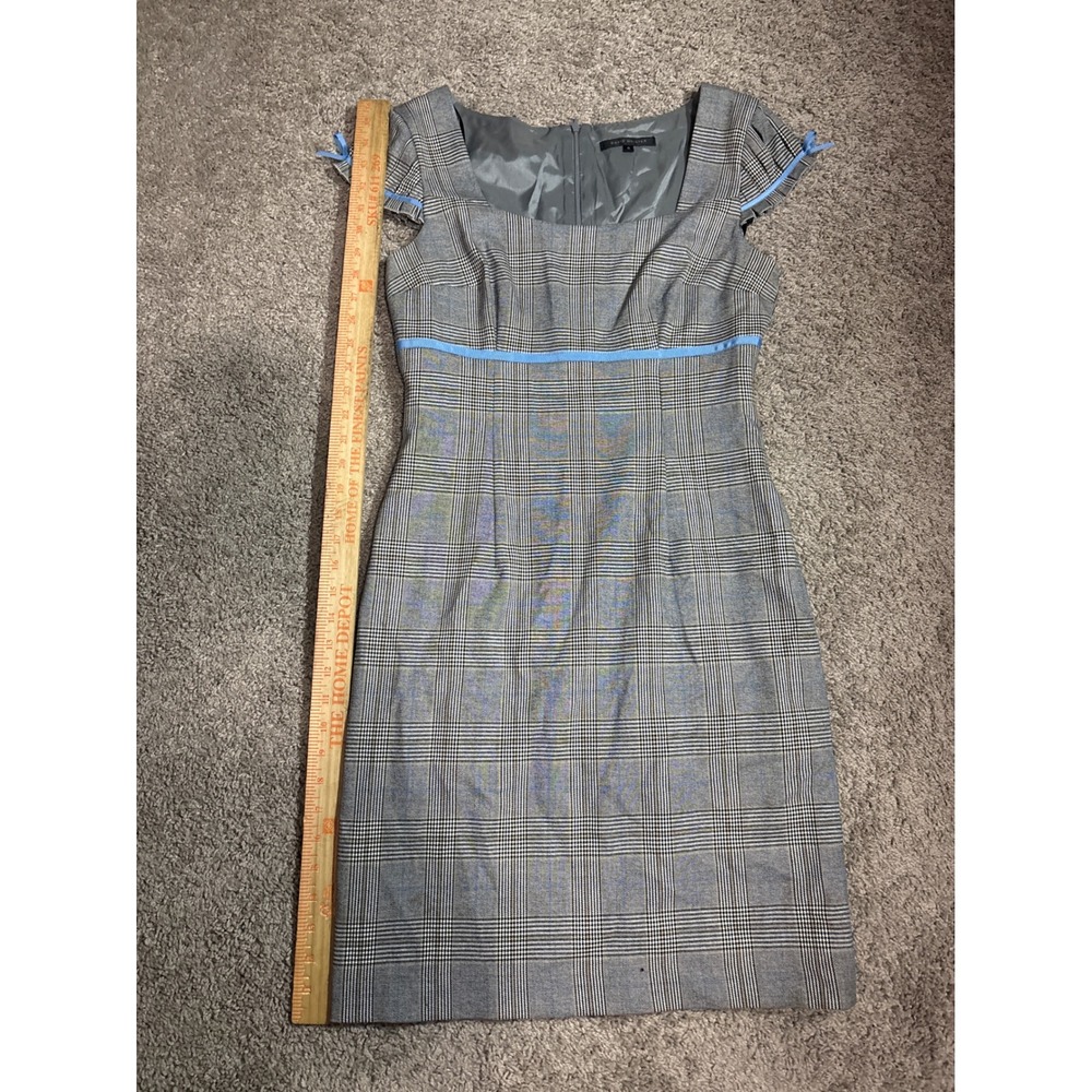 David Meister Grey Glen Plaid Sheath Dress Blue Ribbon Trim Cap Sleeve Size 6 - Picture 4 of 6